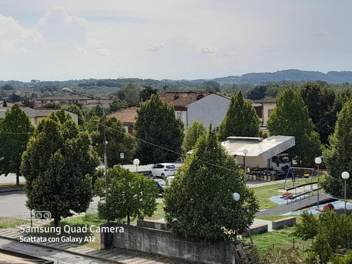 Apartamento La Casa Di Debby Parcheggio Wi-Fi , Aria Condizionata Gratuiti Capannori Exterior foto
