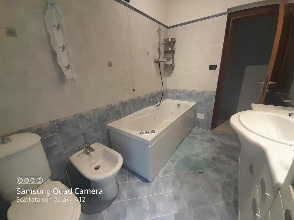 Apartamento La Casa Di Debby Parcheggio Wi-Fi , Aria Condizionata Gratuiti Capannori Exterior foto