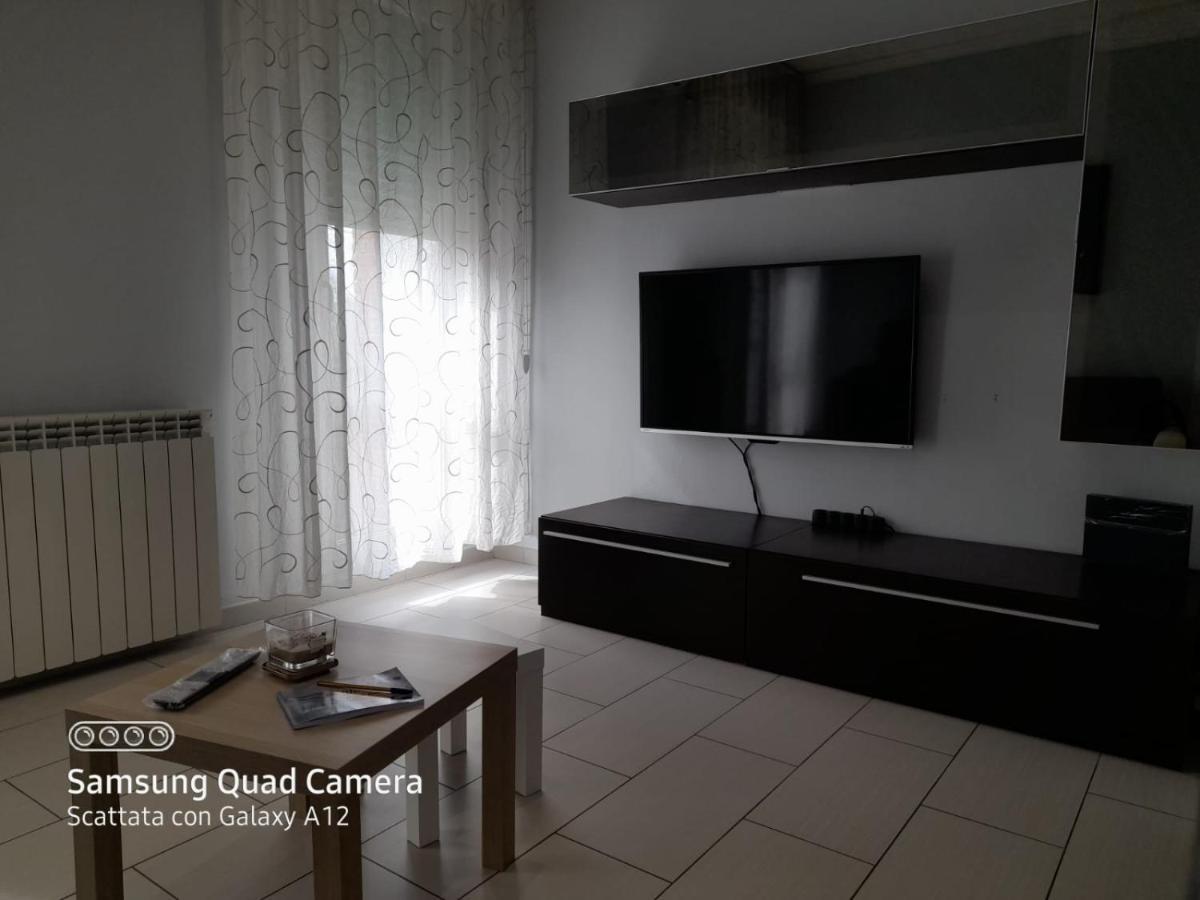 Apartamento La Casa Di Debby Parcheggio Wi-Fi , Aria Condizionata Gratuiti Capannori Exterior foto